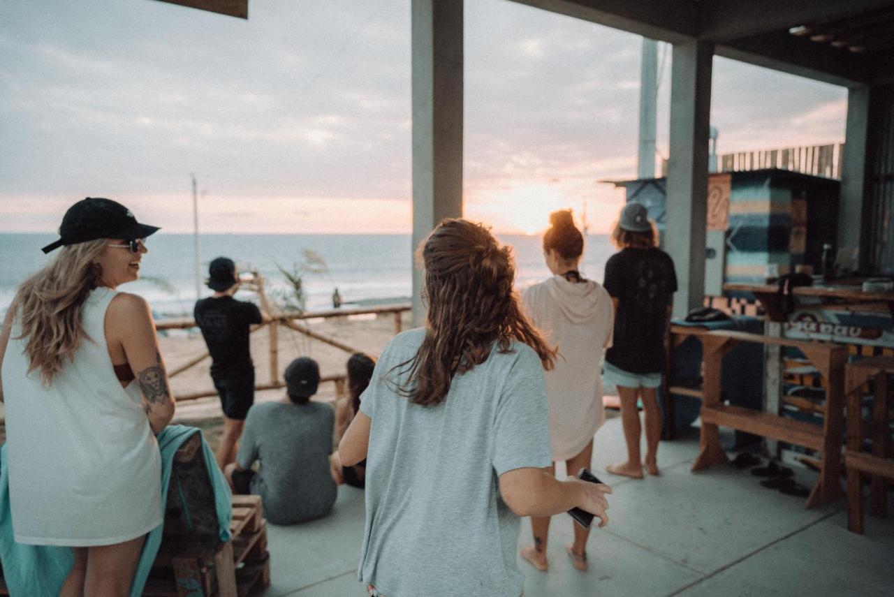 Free Spirit Ecuador, Puerto Engabao Hotel Ngoại thất bức ảnh